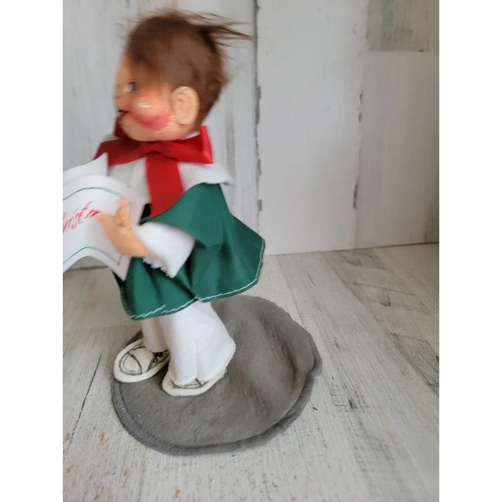 Annalee caroler boy music sheet vintage Xmas mobility doll home decor